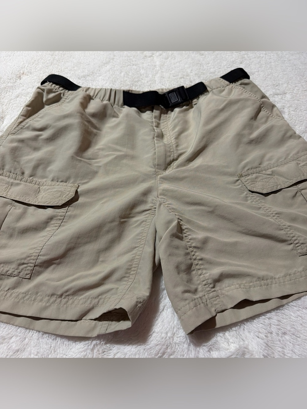 L.L. Bean Shorts Womens medium Beige Nylon Cargo Belted Hiking Outdoor